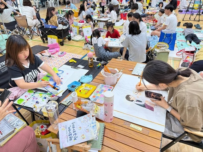 [포토] 16일 대한민국 30개 지역에서 동시에 열린 제8회 평화사랑 그림그리기 국제대회