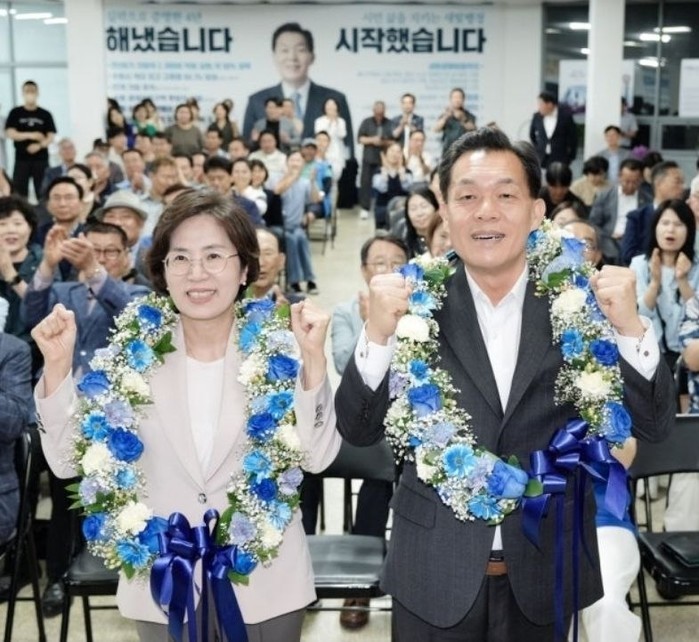 [포토] 이재준 수원특례시장 당선인 당선 소감 "중단 없는 발전 약속하다"