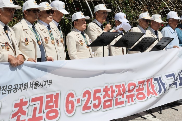 [포토] 신천지 이만희 총회장, 병보석 허가를 촉구하는 기자회견
