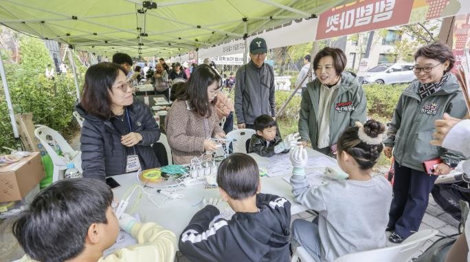 과천시, 사회적경제 나눔장터 '...