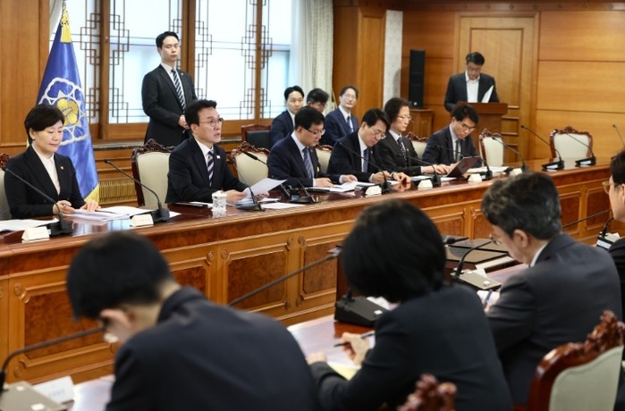 김민석 국무총리, 제3차 비상경제본부...