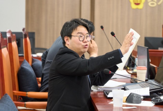 경기도의회 유호준 의원. 경기도 사회...