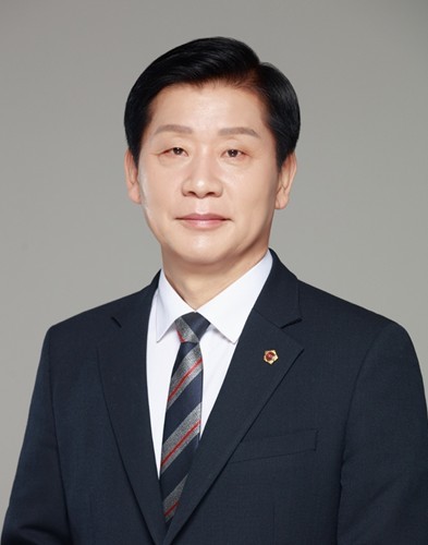 부산도시철도 부전역 2번 출입구, 에...