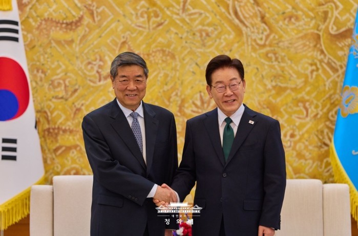 이재명 대통령, 허리펑 중국 국무원 ...