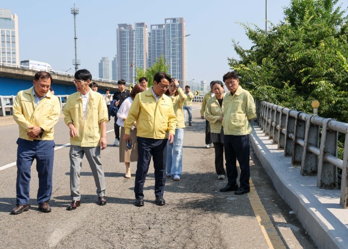 한대희 군포시장 당선인, 금정고가차도...