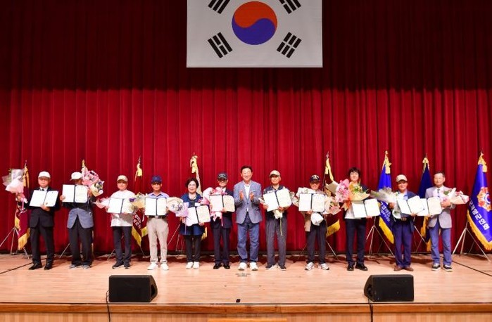 장성군, 6·25전쟁 영웅에 예우… ...