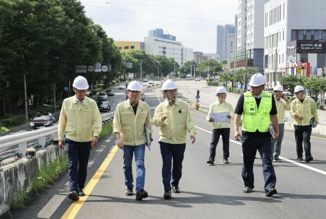 군포시, 금정고가교 긴급 보수 착수,...