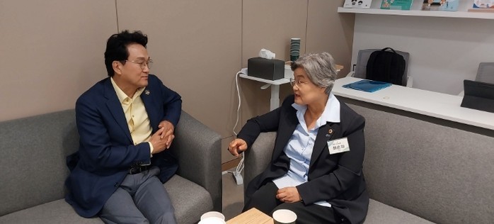 경기도의회 최순자 의원, 안민석 경기...