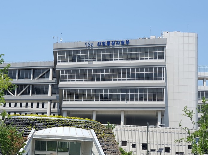 산업통상부, 10차 최고가격 동결, ...