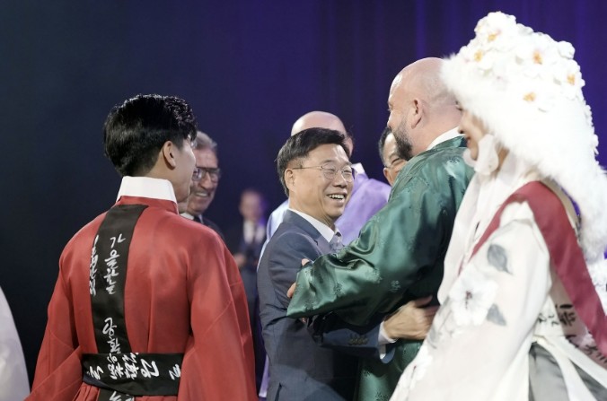 서류 밖 '발로 뛰는 현장 외...