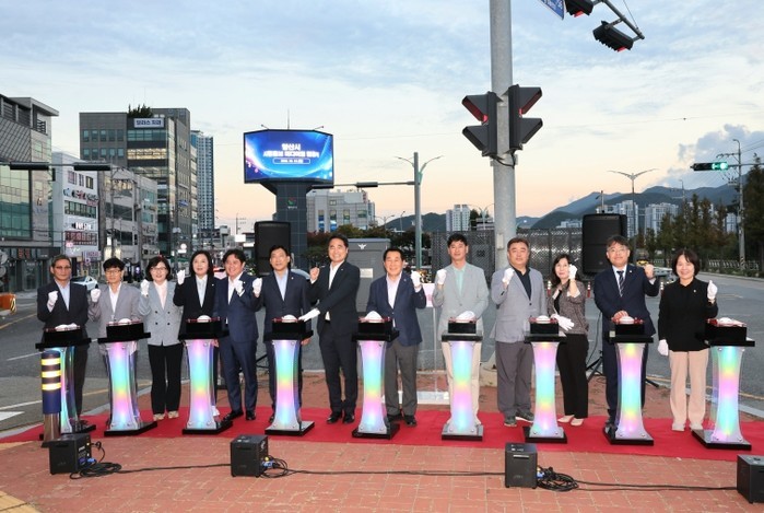 양산시, ‘시정홍보 미디어월’ 점등식...
