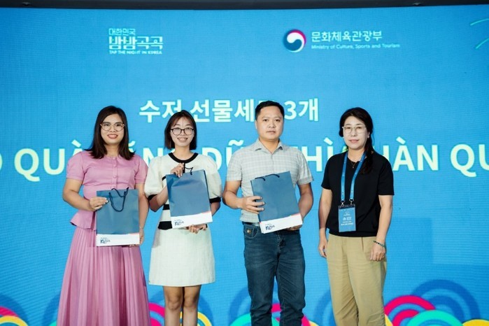 성주의 매력적인 밤, 베트남 관광객을...